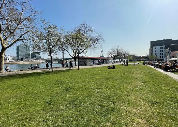 Hotel Rhein St. Martin Cologne