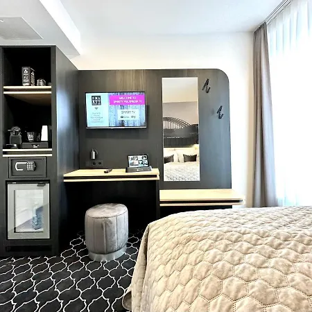 Hotel Rhein St. Martin