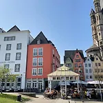 Rhein St. Martin كولونيا