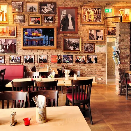 Hotel Rhein St. Martin 3*