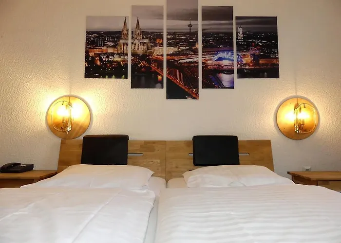 Rhein St. Martin Szálloda 3*